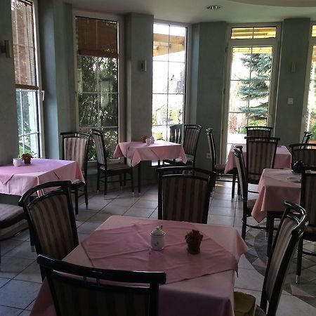 Belle Fleur Panzio Bed & Breakfast Budapest Exterior photo