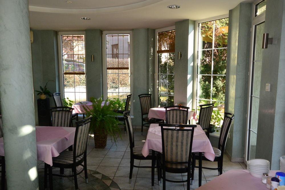 Belle Fleur Panzio Bed & Breakfast Budapest Exterior photo