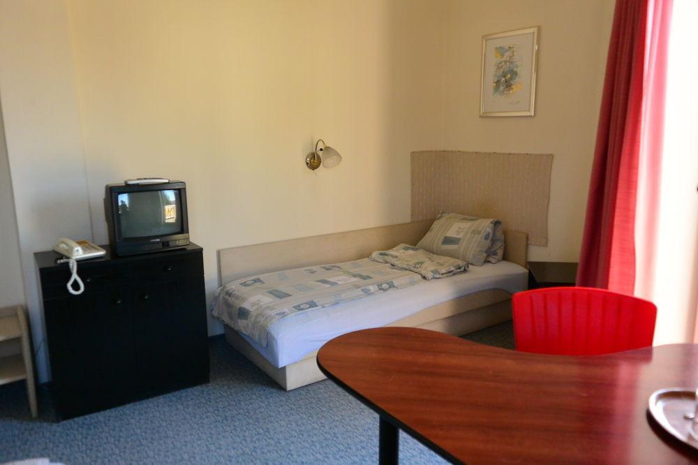 Belle Fleur Panzio Bed & Breakfast Budapest Exterior photo