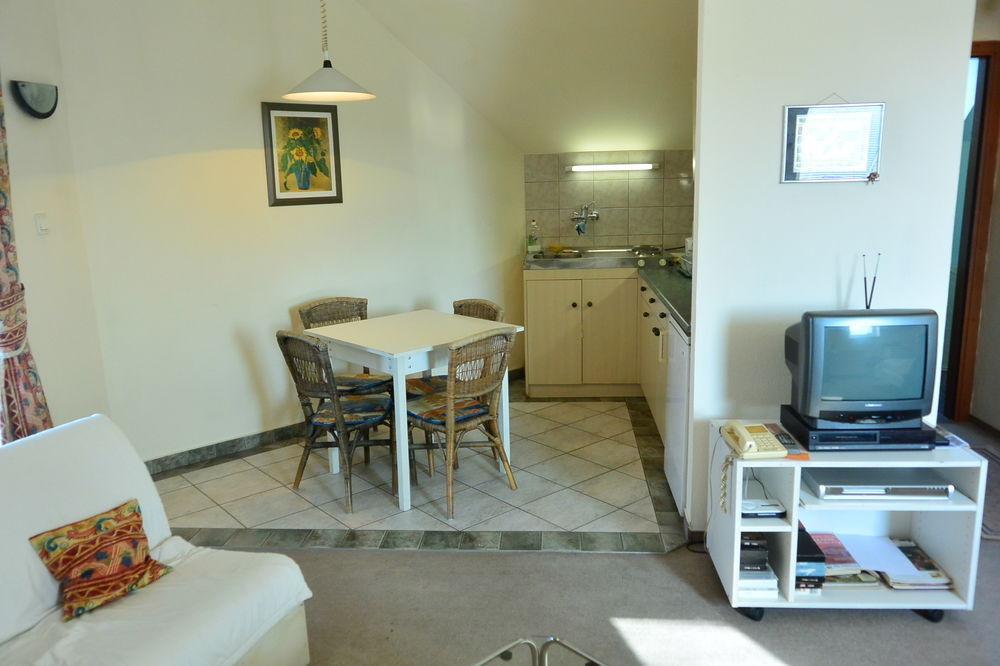 Belle Fleur Panzio Bed & Breakfast Budapest Exterior photo