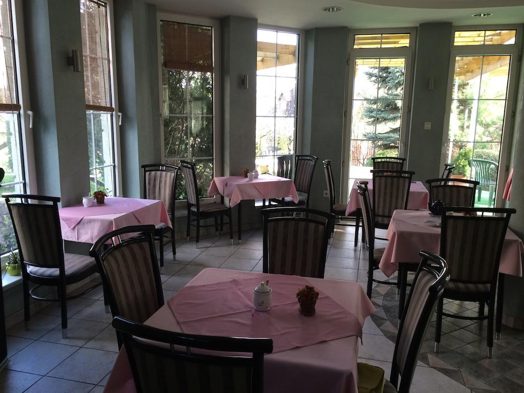 Belle Fleur Panzio Bed & Breakfast Budapest Exterior photo
