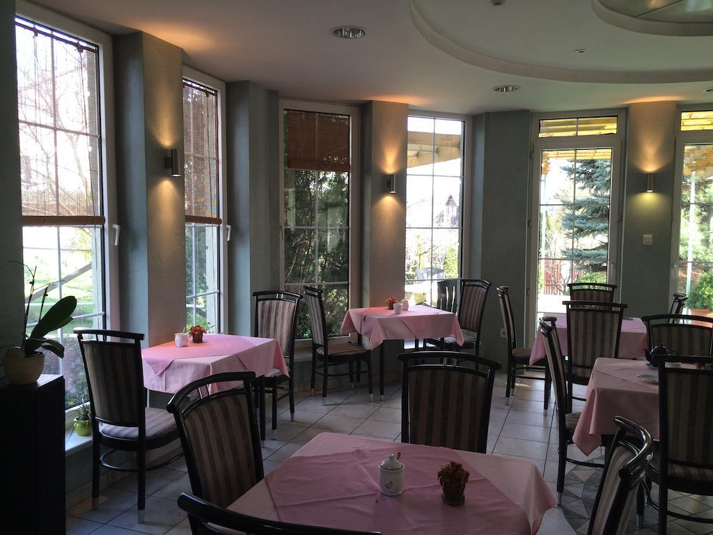 Belle Fleur Panzio Bed & Breakfast Budapest Exterior photo