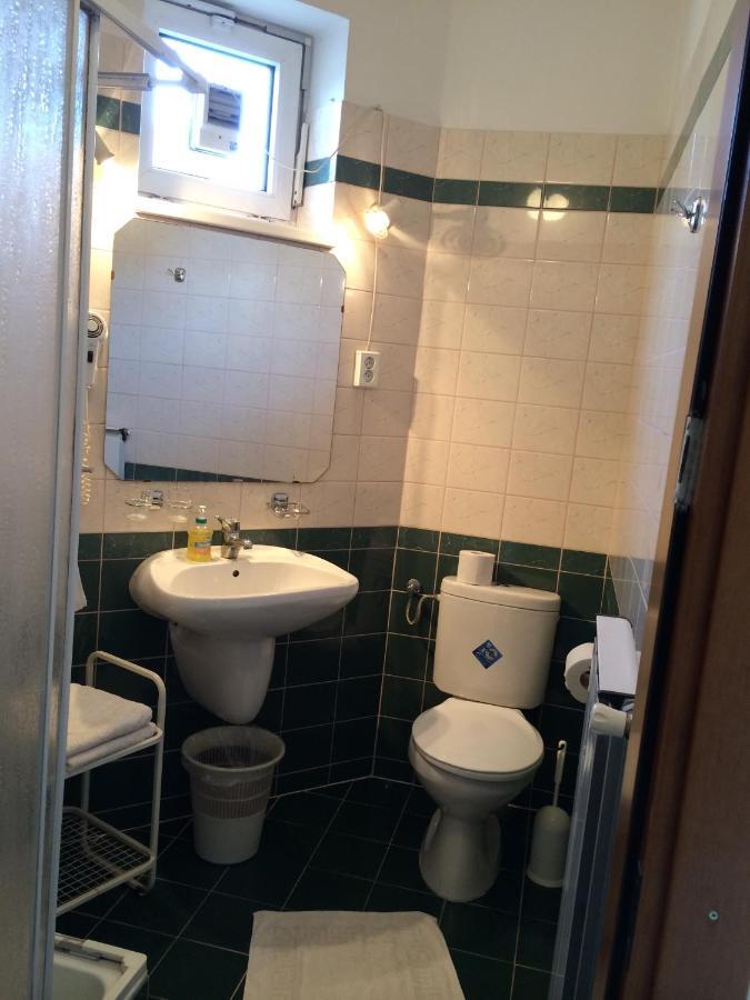 Belle Fleur Panzio Bed & Breakfast Budapest Room photo